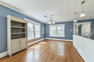 424 W 30th St, Houston, TX 77018 - Photo 11