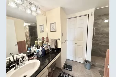 2016 Main Street #1704, Houston, TX 77002 - Photo 11