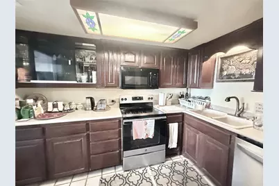 2016 Main Street #1704, Houston, TX 77002 - Photo 5