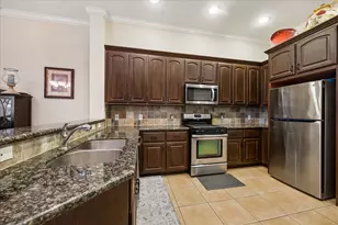 13731 Brookbluff Ln, Houston, TX 77077 - Photo 9