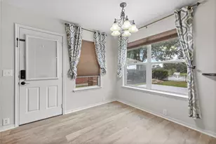 17611 S Summit Canyon Dr, Houston, TX 77095 - Photo 9