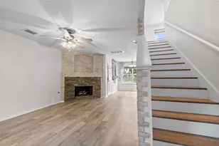 17611 S Summit Canyon Dr, Houston, TX 77095 - Photo 5