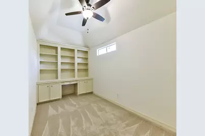 166 E Capstone Circle, The Woodlands, TX 77381 - Photo 33