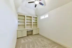 166 E Capstone Cir, The Woodlands, TX 77381 - Photo 33