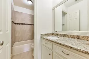 166 E Capstone Cir, The Woodlands, TX 77381 - Photo 41