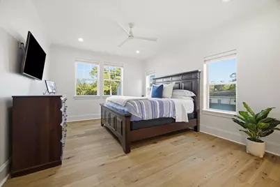 15 W Rivercrest Drive, Houston, TX 77042 - Photo 25