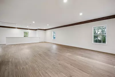 15 W Rivercrest Drive, Houston, TX 77042 - Photo 37
