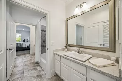 15 W Rivercrest Drive, Houston, TX 77042 - Photo 27
