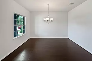 7323 Collins Manor Dr, Spring, TX 77389 - Photo 9