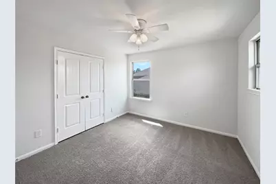 7323 Collins Manor Drive, Spring, TX 77389 - Photo 17