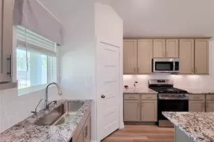 1706 Serenity Moon Dr, Crosby, TX 77532 - Photo 17