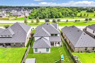 1570 Mustang Trl, Friendswood, TX 77546 - Photo 5