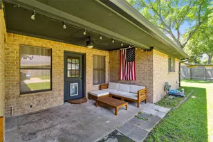 843 Fall Creek Dr, Huffman, TX 77336 - Photo 29
