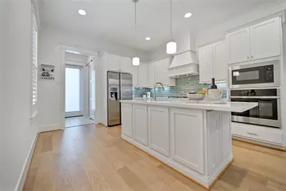 4 Caravelle Court, Galveston, TX 77554 - Photo 15