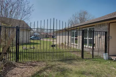 13235 Rampchester Lane, Houston, TX 77015 - Photo 41