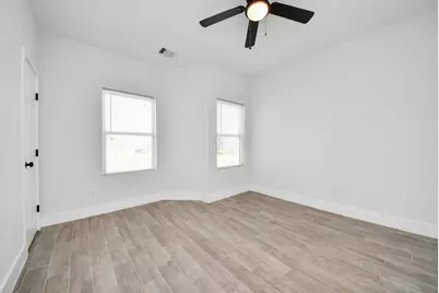 8015 Elbert Street #A/B, Houston, TX 77028 - Photo 7