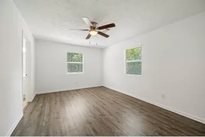 61 Hicks Loop W, Cleveland, TX 77328 - Photo 15