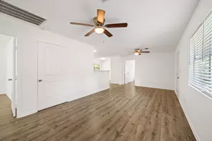 61 Hicks Loop W, Cleveland, TX 77328 - Photo 7