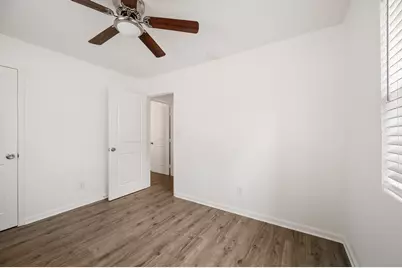 61 Hicks Loop W, Cleveland, TX 77328 - Photo 27