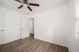 61 Hicks Loop W, Cleveland, TX 77328 - Photo 27