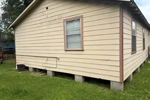 7909 Hoffman St, Houston, TX 77016 - Photo 3