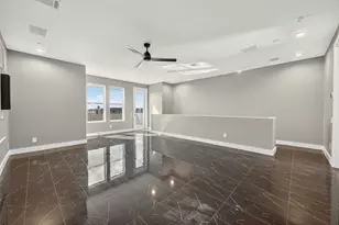 5919 E Post Oak Ln, Houston, TX 77055 - Photo 35