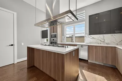 5919 E Post Oak Lane, Houston, TX 77055 - Photo 13