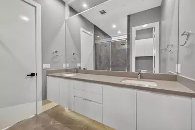 5919 E Post Oak Lane, Houston, TX 77055 - Photo 29