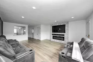 15529 Weldon Dr, Houston, TX 77032 - Photo 9