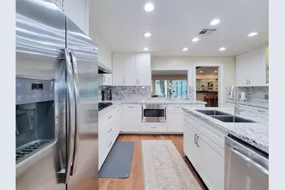 5 Hunters Branch Drive, Houston, TX 77024 - Photo 23