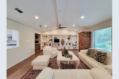 5 Hunters Branch Drive, Houston, TX 77024 - Photo 33