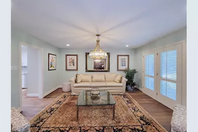 5 Hunters Branch Drive, Houston, TX 77024 - Photo 9