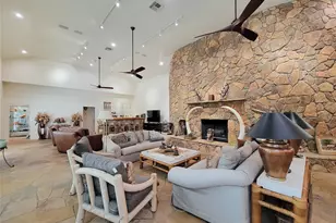 5 Hunters Branch Dr, Houston, TX 77024 - Photo 43