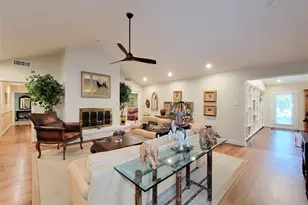 5 Hunters Branch Dr, Houston, TX 77024 - Photo 15
