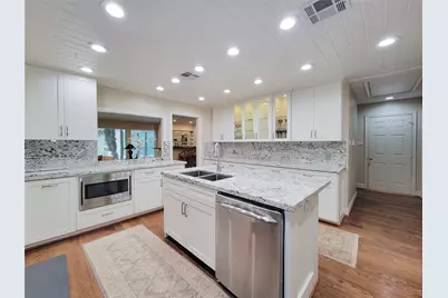 5 Hunters Branch Drive, Houston, TX 77024 - Photo 21
