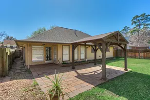 42 Devonshire Dr, Conroe, TX 77304 - Photo 27