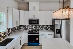 821 N Loop Center S, Houston, TX 77022 - Photo 5