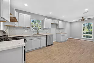 528 Robert E Lee Dr, Conroe, TX 77302 - Photo 19