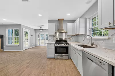 528 Robert E Lee Drive, Conroe, TX 77302 - Photo 21