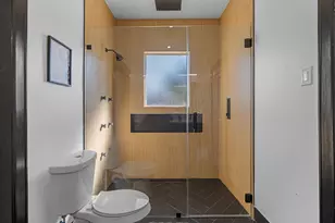 943 Pecore St, Houston, TX 77009 - Photo 3