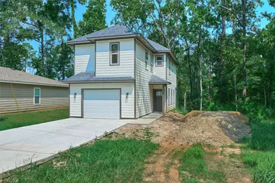 140 Oak Circle, Livingston, TX 77351 - Photo 1
