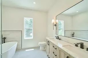 140 Oak Cir, Livingston, TX 77351 - Photo 25