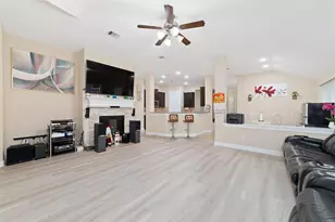 2309 Newton Branch Ln, Pearland, TX 77089 - Photo 9