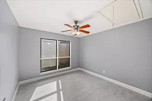 8511 Fawn Terrace Dr, Houston, TX 77071 - Photo 9