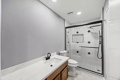 8511 Fawn Terrace Drive, Houston, TX 77071 - Photo 7