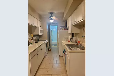 2750 Holly Hall Street #1307, Houston, TX 77054 - Photo 11