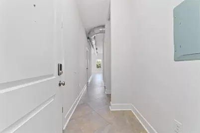 1011 Studemont Street #109, Houston, TX 77007 - Photo 5