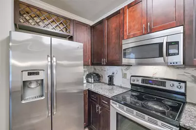 1711 Old Spanish Trail #128, Houston, TX 77054 - Photo 9