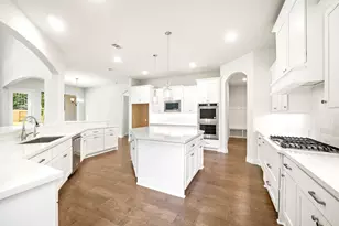 15607 Early Bird Ln, Conroe, TX 77302 - Photo 9