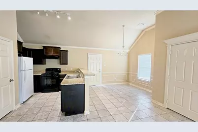 8031 Canyon Street, Houston, TX 77051 - Photo 11